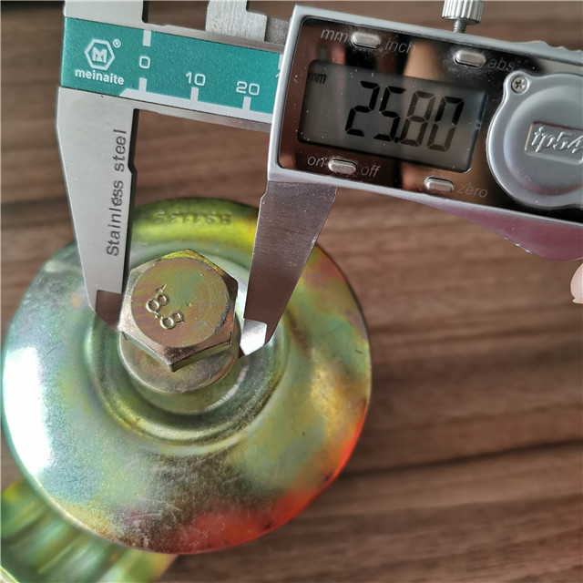 Klips do palc&oacute;w u st&oacute;p Pokaż 05