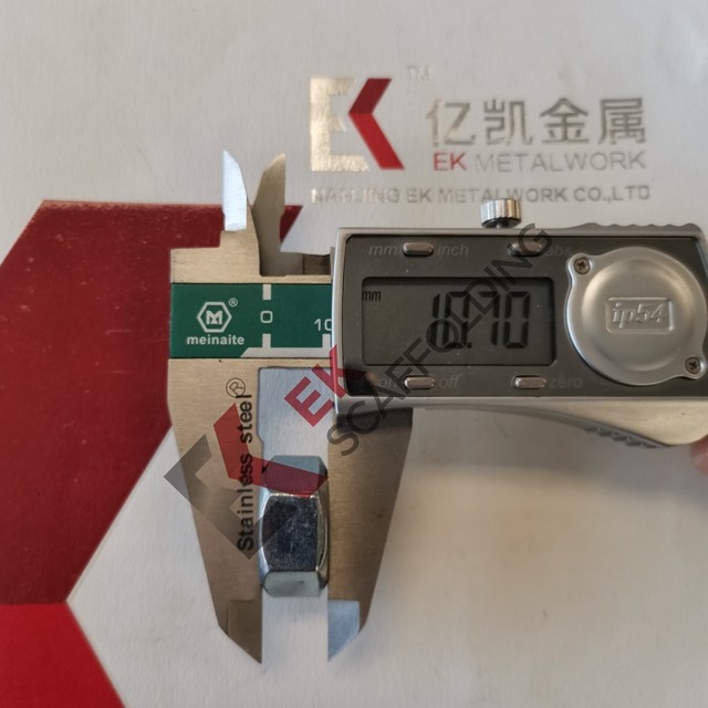 rusztowania orzechowe akcesoria 