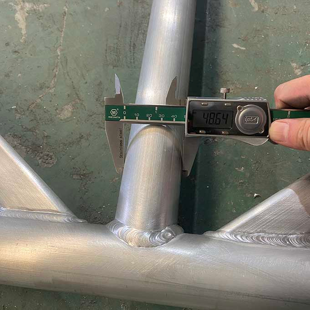 aluminiowa trusowa pazurowa