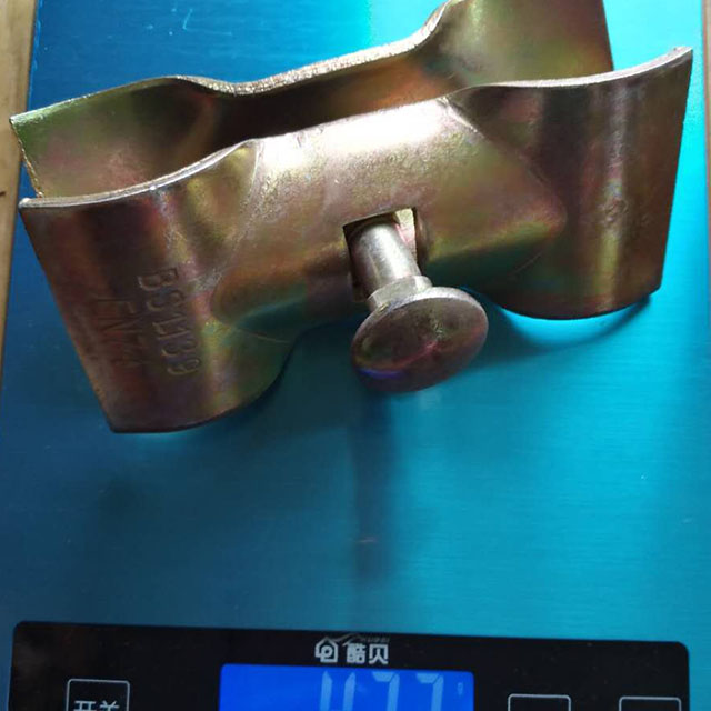 Zacisk ogrodzenia 08