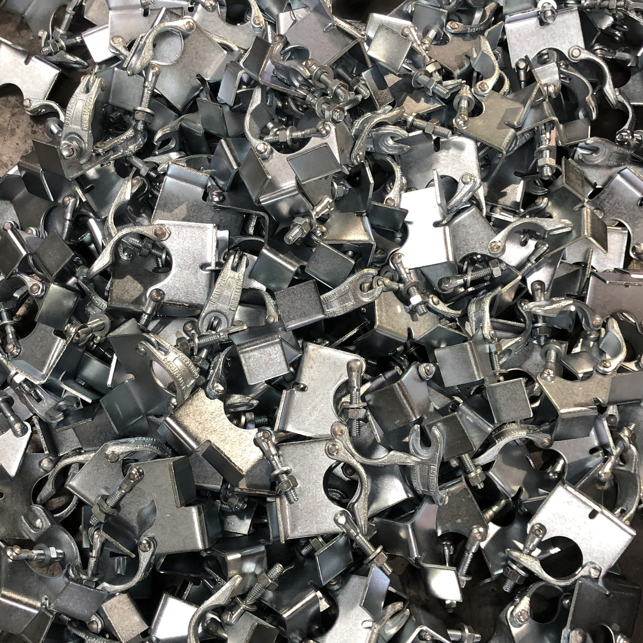 Spadek złącza zatrzymującego płytę