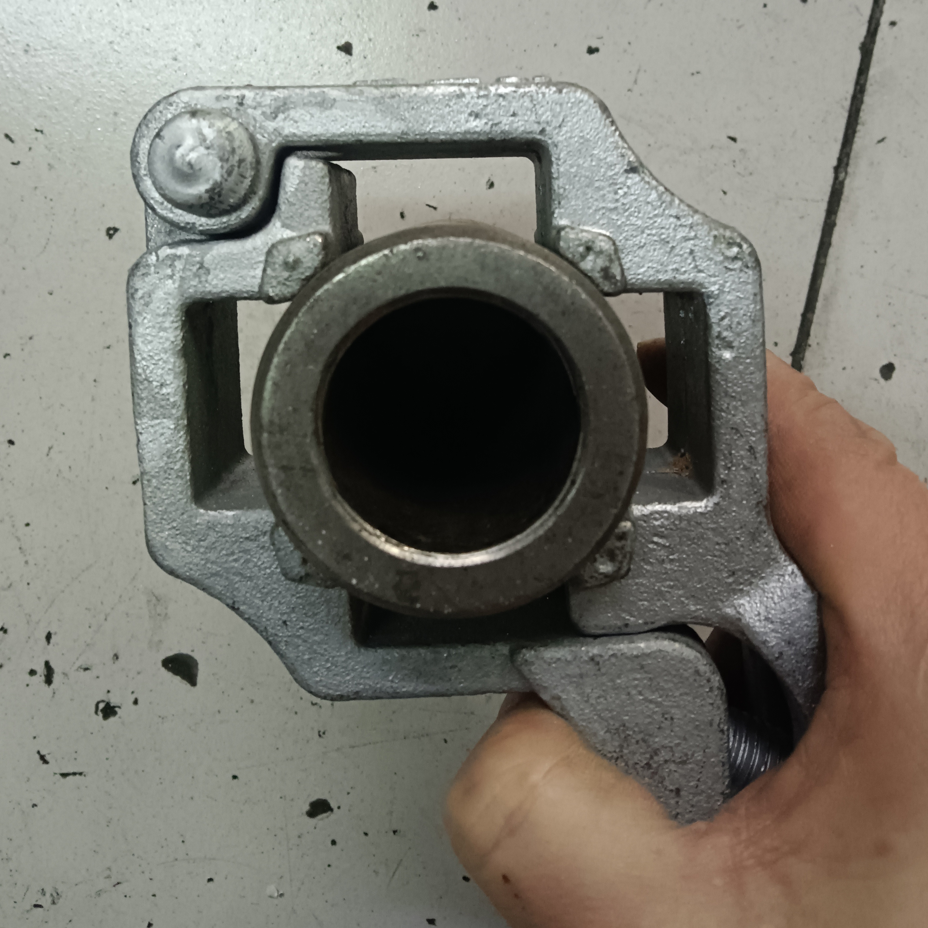 Łącznik pierścieniowy Zacisk do rusztowań o specjalnym kształcie