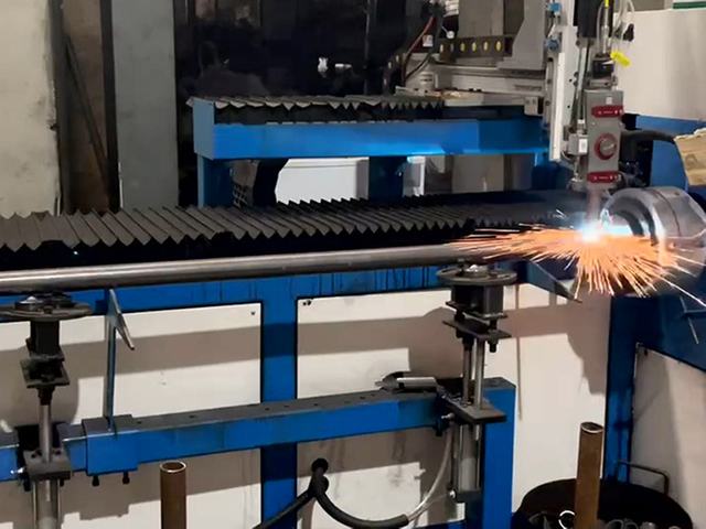 Cięcie rekwizytów Acrow