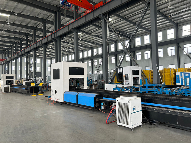 Stalowa rurka laserowa