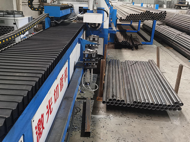 Cięcie rekwizytów Acrow