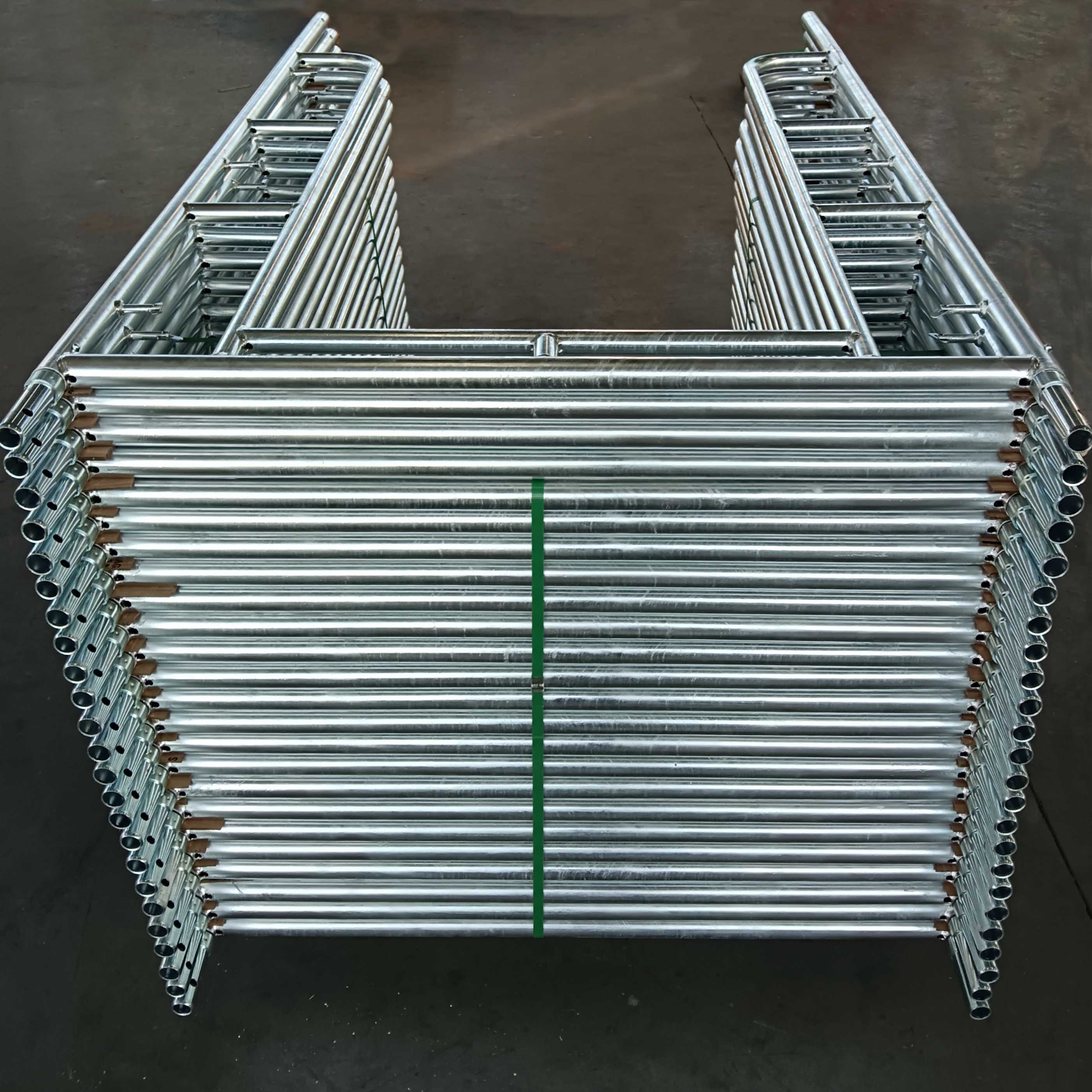 Przejdź przez ramkę