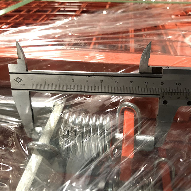 rusztowania wiosenna brama bezpieczeństwa