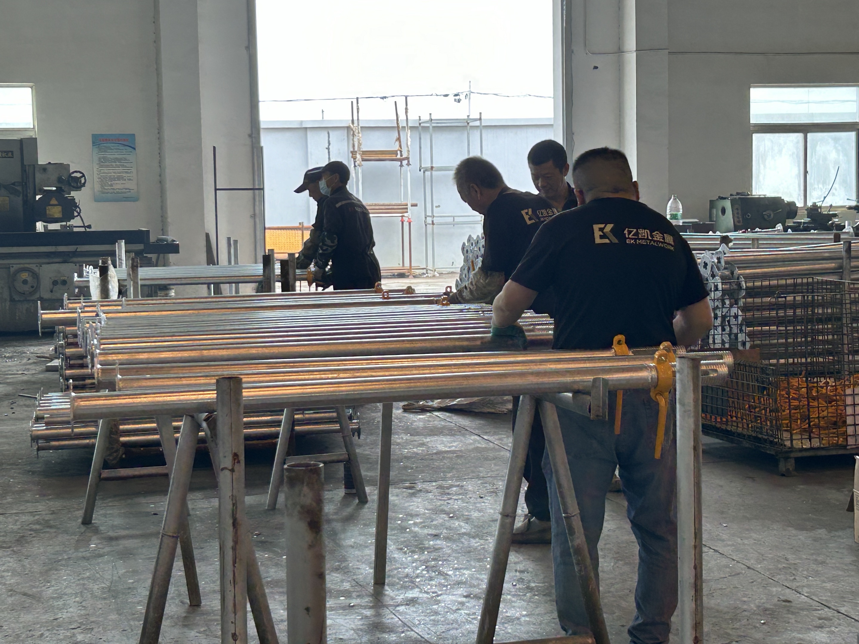 Podpory stalowe regulowane Podpory 