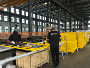 Przejdź przez ramę