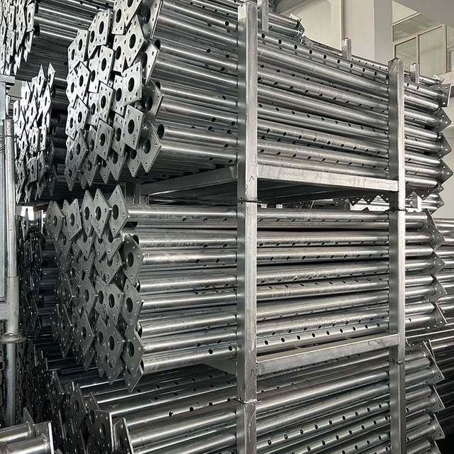 Regulowane rekwizyty stalowe rusztowania