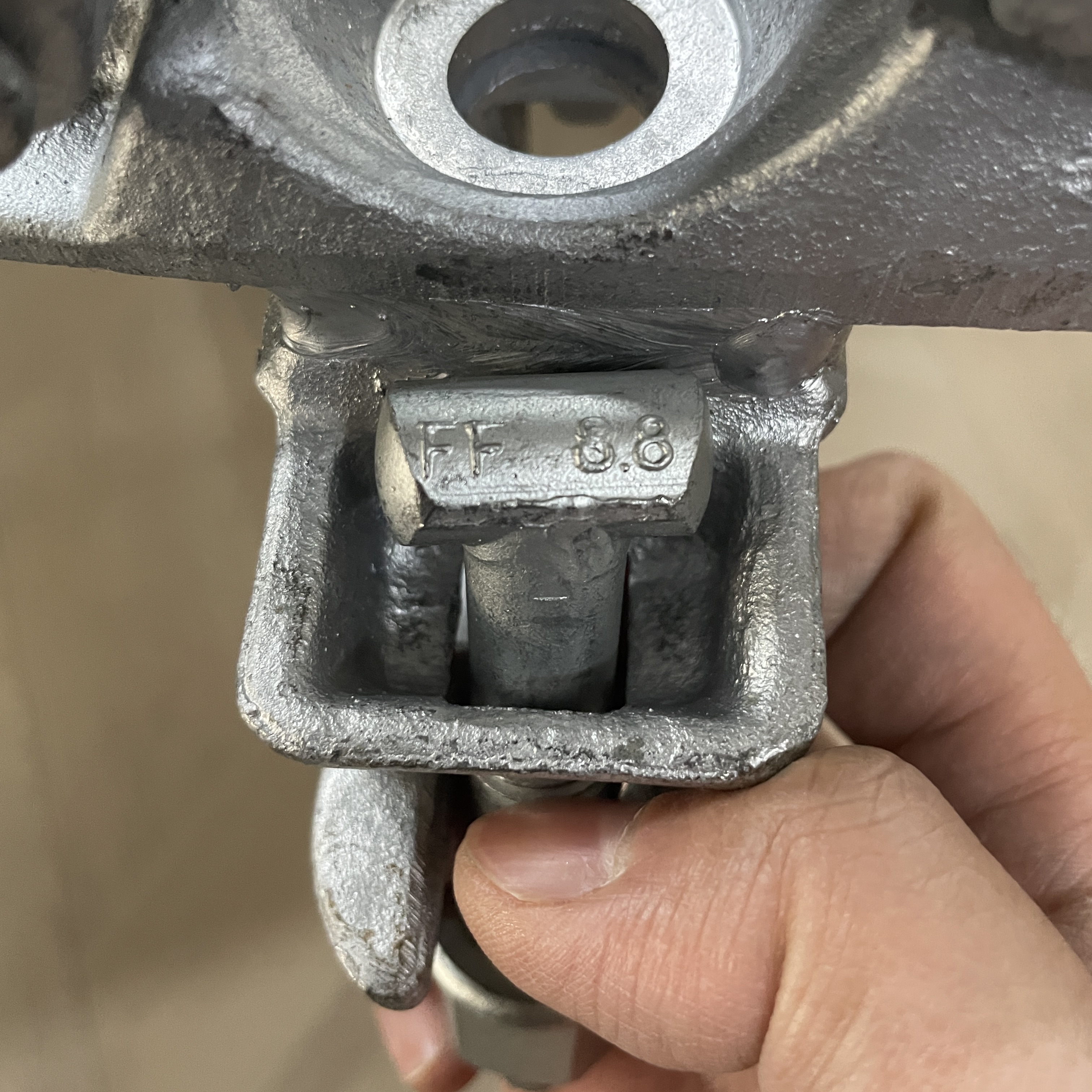 Łącznik podwójny 60 X 60 Zacisk do rusztowań o specjalnym kształcie