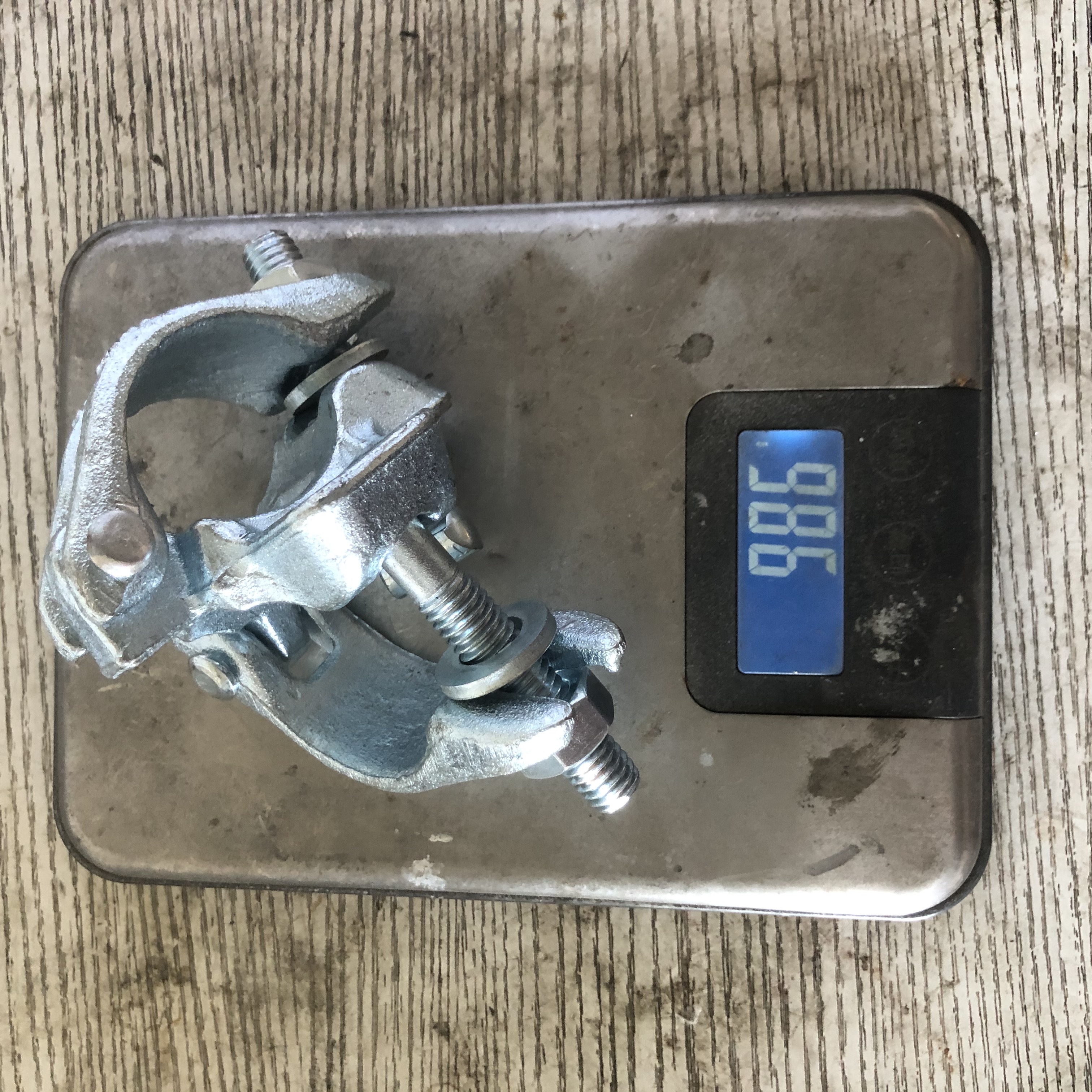 Upuść podw&oacute;jny łącznik