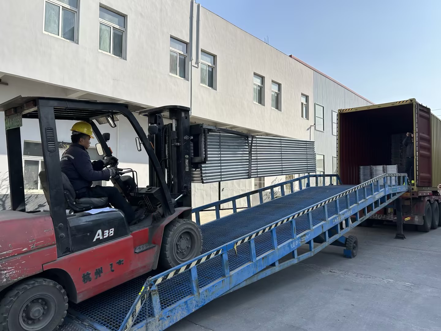 Wysyłka belek rusztowania aluminiowego Wysyłka 