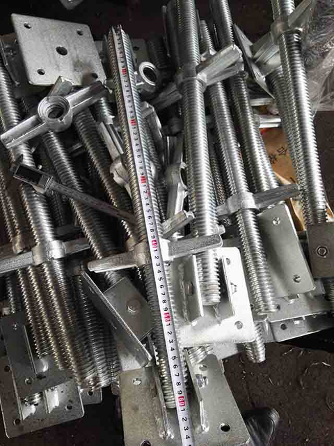 Gniazdo obrotowego bazowego śruby ocynkowanej