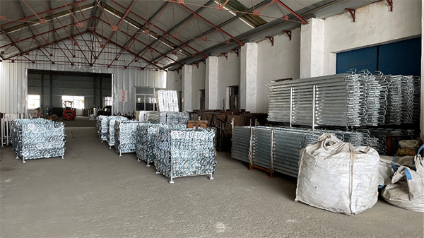 Producent rusztowania