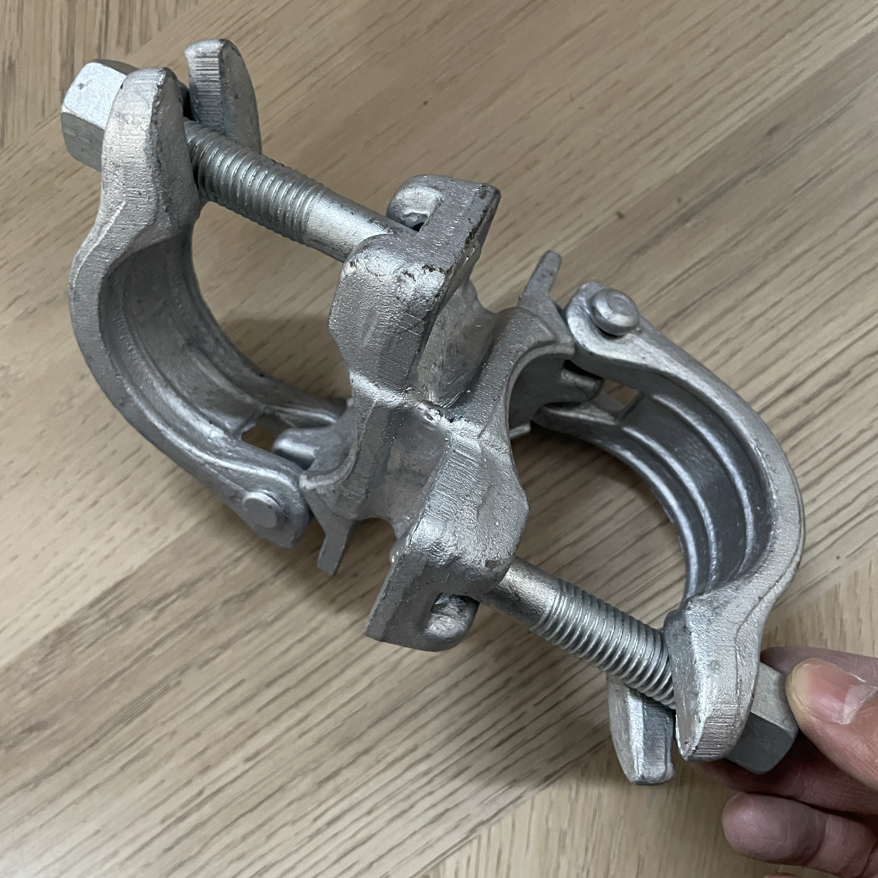 Łącznik podwójny 60 X 60 Zacisk do rusztowań o specjalnym kształcie