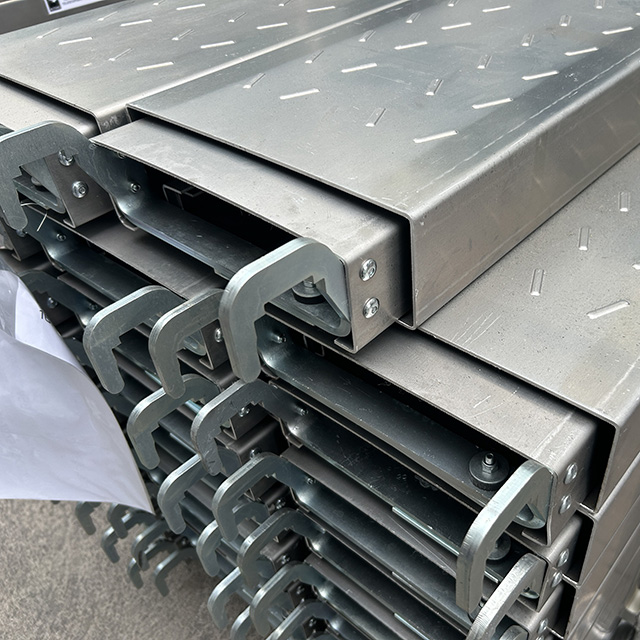 do rusztowania deska hak do 