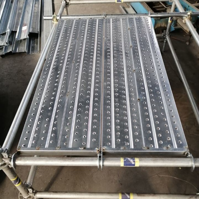 Ocynkowana deska deska rusztowań z haczykiem