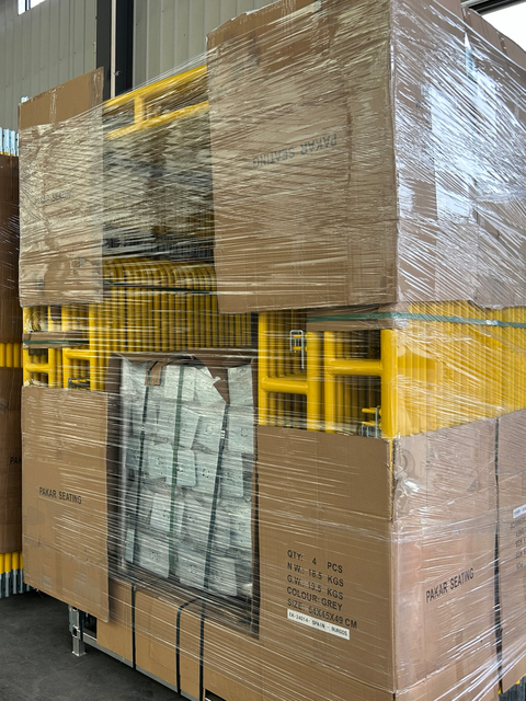 Ż&oacute;łty spacer przez ramę