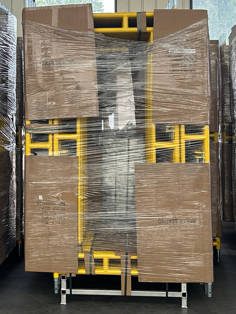 Ż&oacute;łty spacer przez ramę