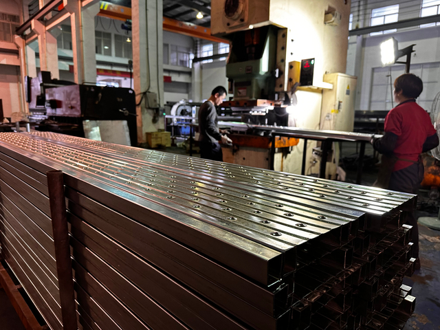 Stalowa maszyna do uderzenia