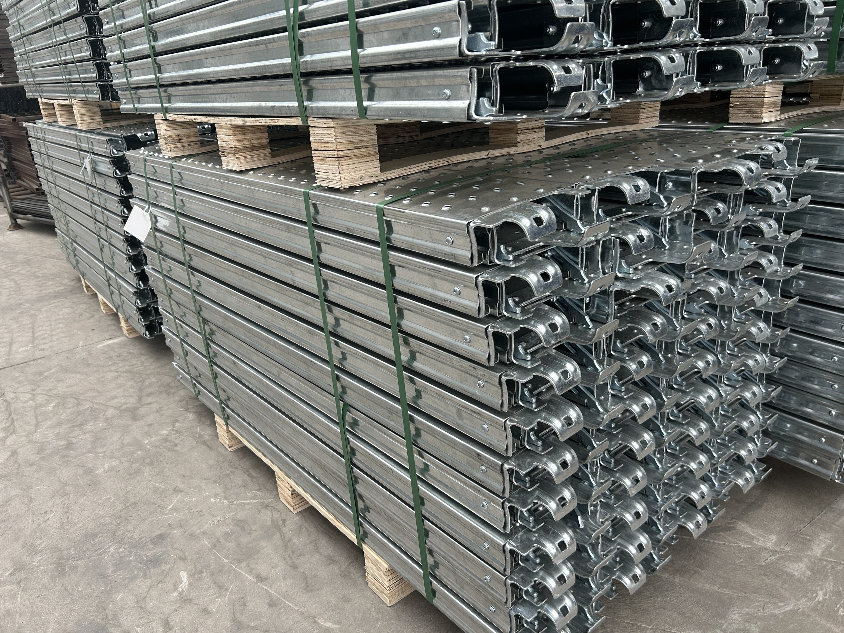 deska rusztowania z hakiem 