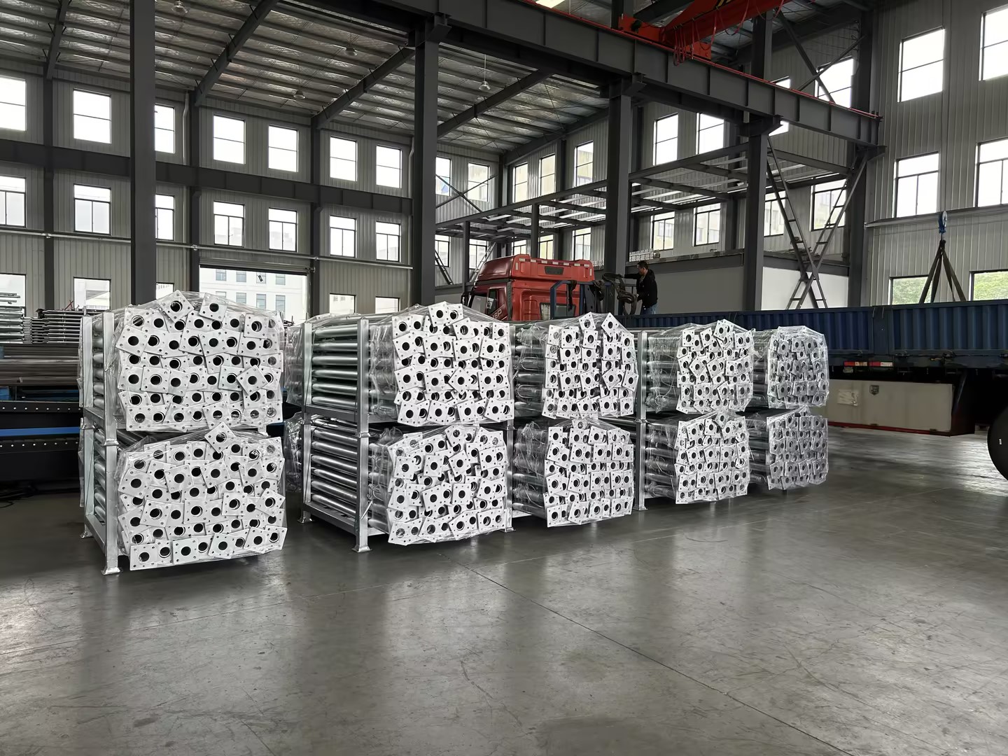 Regulowane podpory stalowe