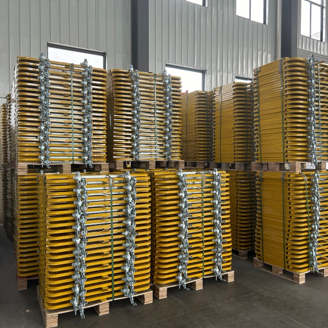 odwracalna bramka dostępowa po drabinie