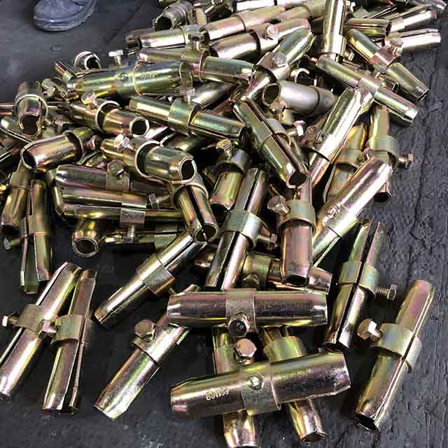 Wciśnięty styk stawowy 16