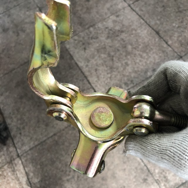 EN74 BS1139 Wciśnięte rusztowanie rusztowania obrotowe ruchome łączniki łączące