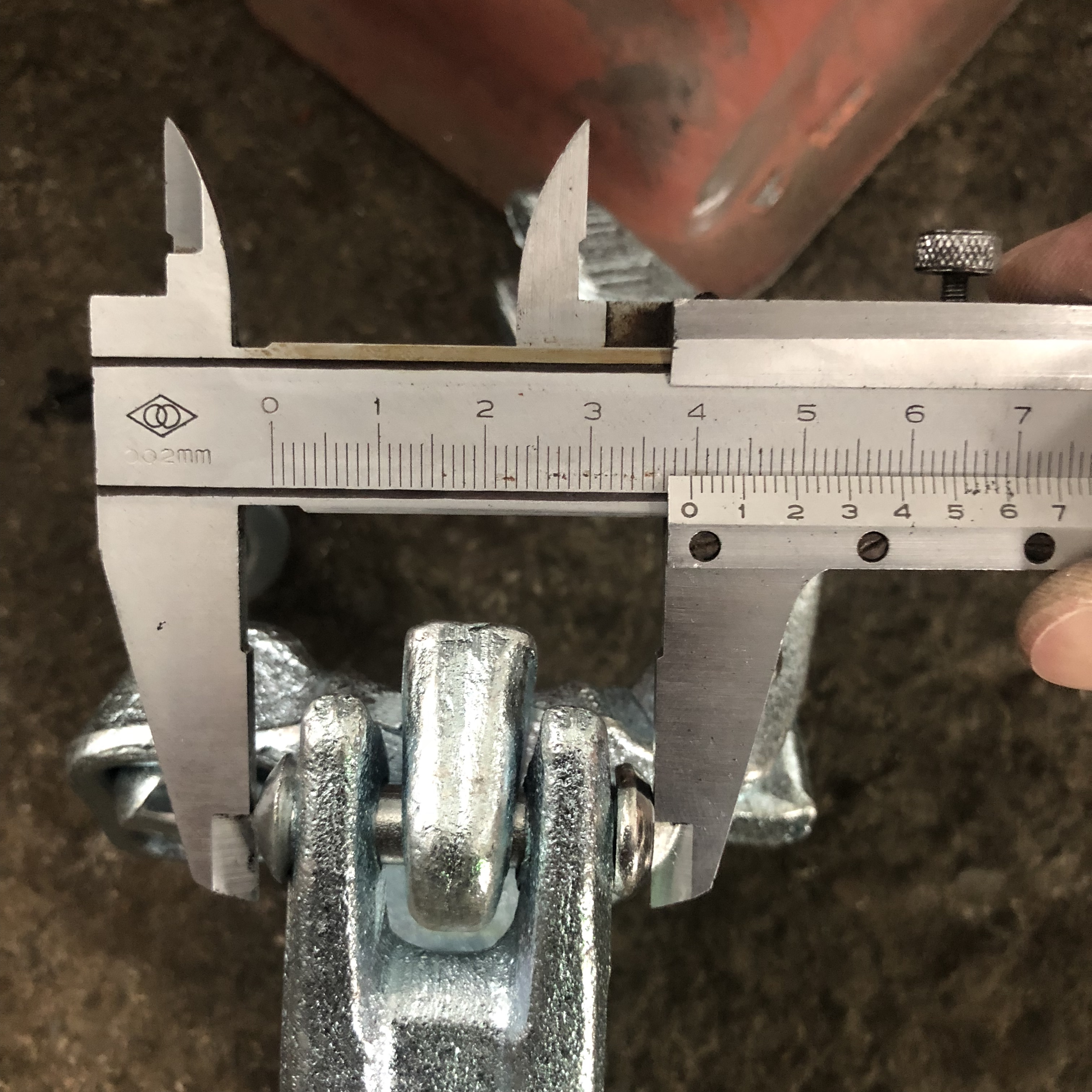 Upuść podw&oacute;jny łącznik