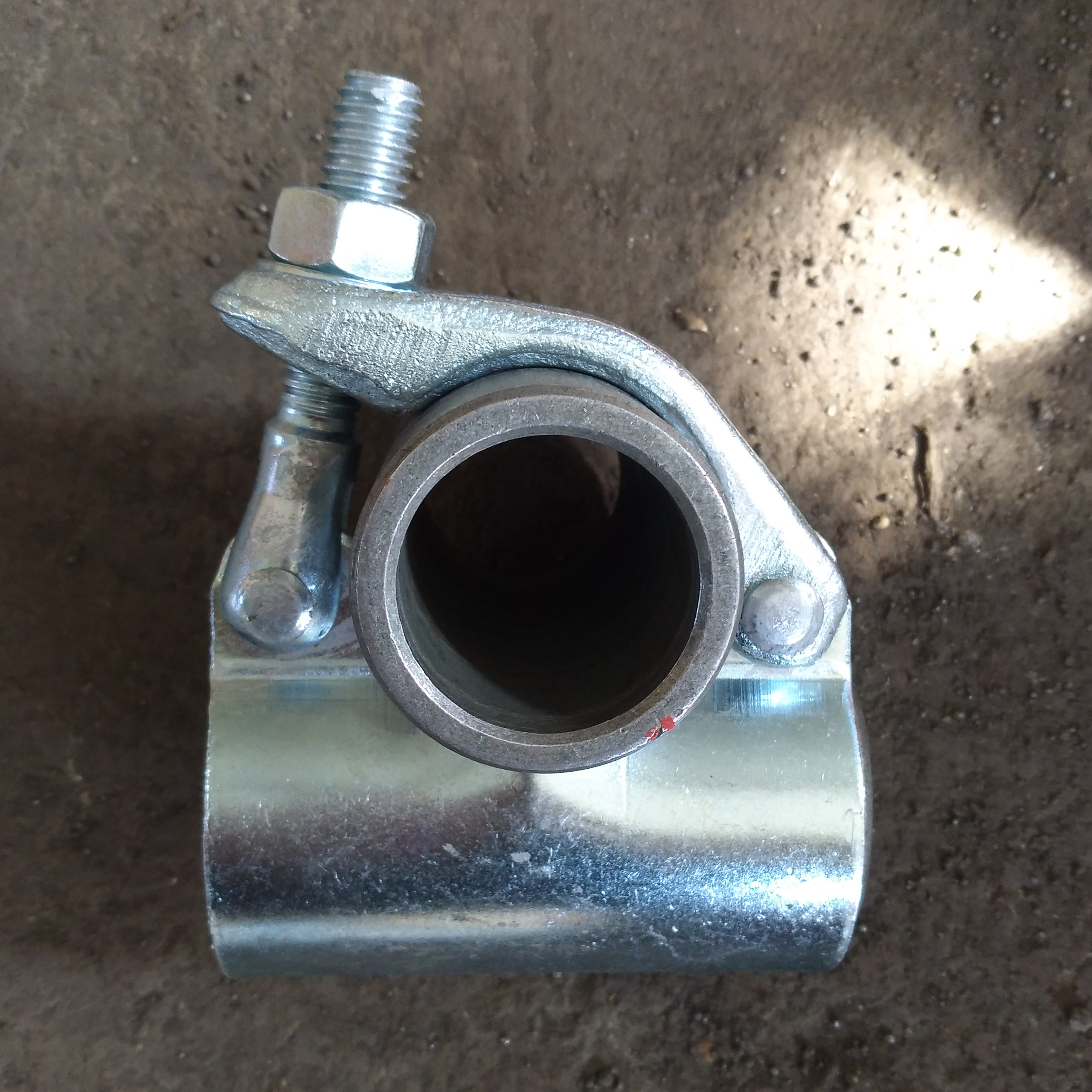 Upuszczenie kuplera putlog / DF Putlog Coupler