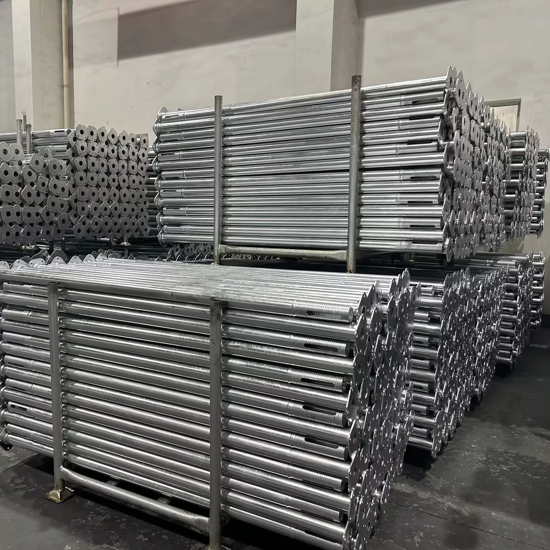 Metalowe rekwizyty